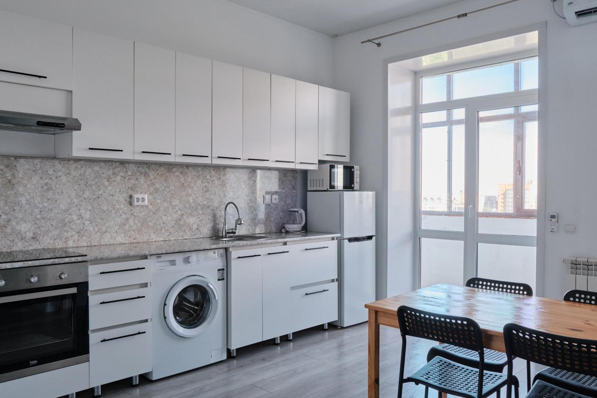 Seven City Apartments Semej Zewnętrze zdjęcie