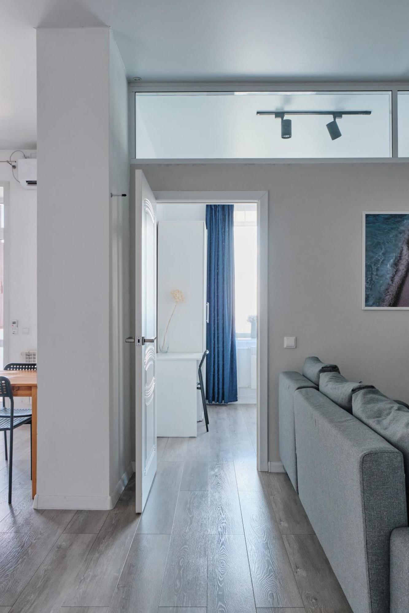 Seven City Apartments Semej Zewnętrze zdjęcie
