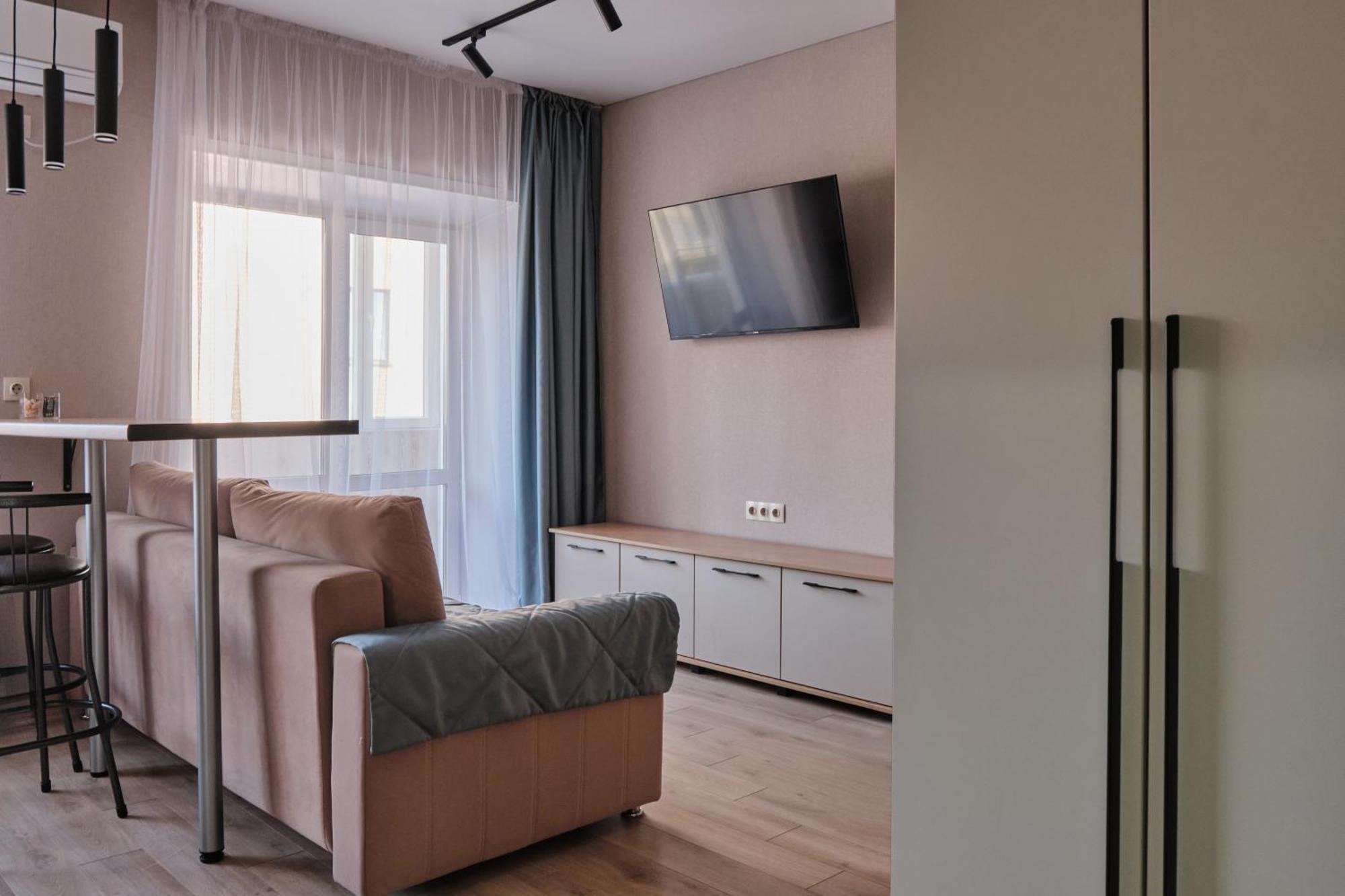 Seven City Apartments Semej Zewnętrze zdjęcie